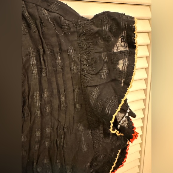 ACOS&A flutter sleeve top NWOT - Picture 2 of 5